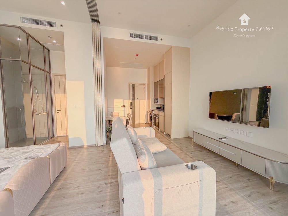 Sea View Condo for Rent at Arom Wongamat, Wongamat Beach, Pattaya with Air Conditioning 2