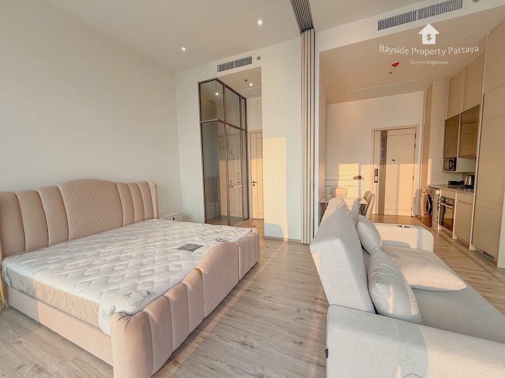 Sea View Condo for Rent at Arom Wongamat, Wongamat Beach, Pattaya with Air Conditioning 4