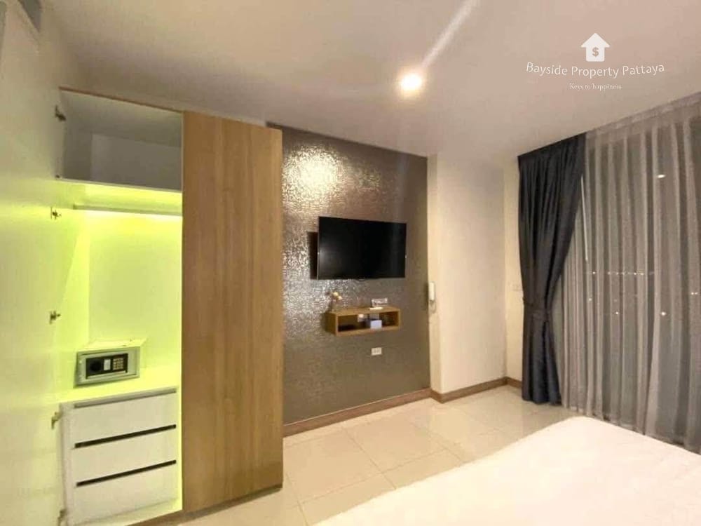 芭提雅旺阿玛特海滩The Riviera Wong Amat Beach公寓32平米开间户型1卫出售 3
