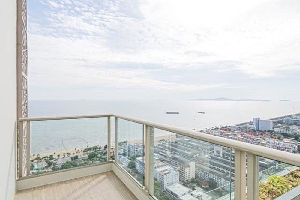 5-Bedroom Penthouse with Sea View for Sale in The Riviera Jomtien, Pattaya 6