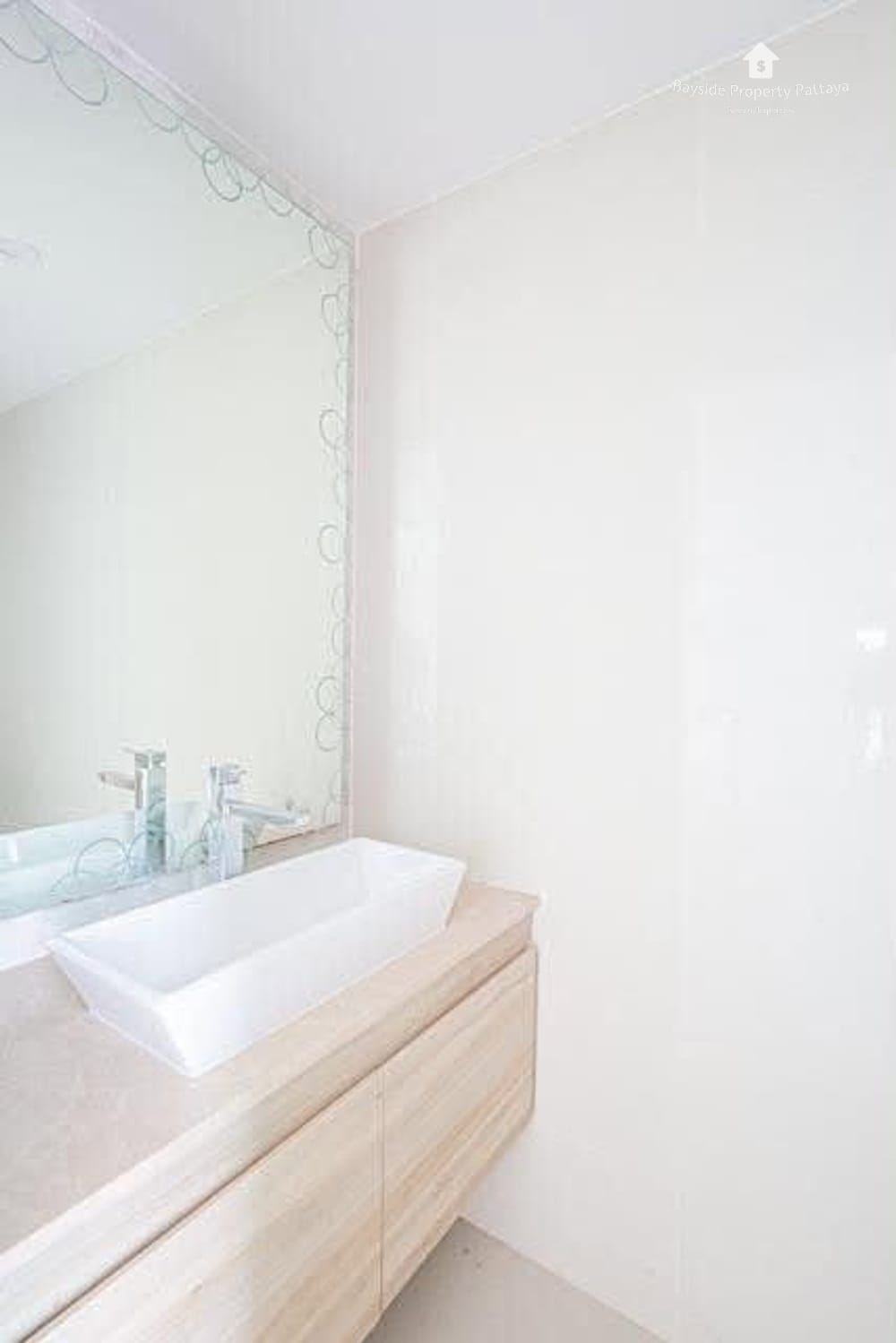 5-Bedroom Penthouse with Sea View for Sale in The Riviera Jomtien, Pattaya 9