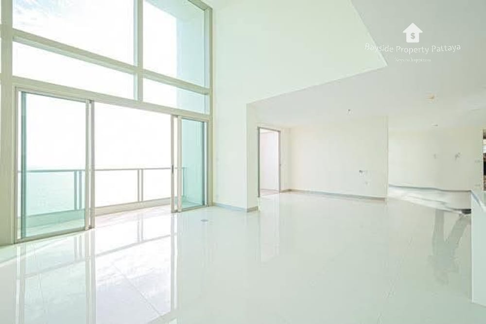 5-Bedroom Penthouse with Sea View for Sale in The Riviera Jomtien, Pattaya 13