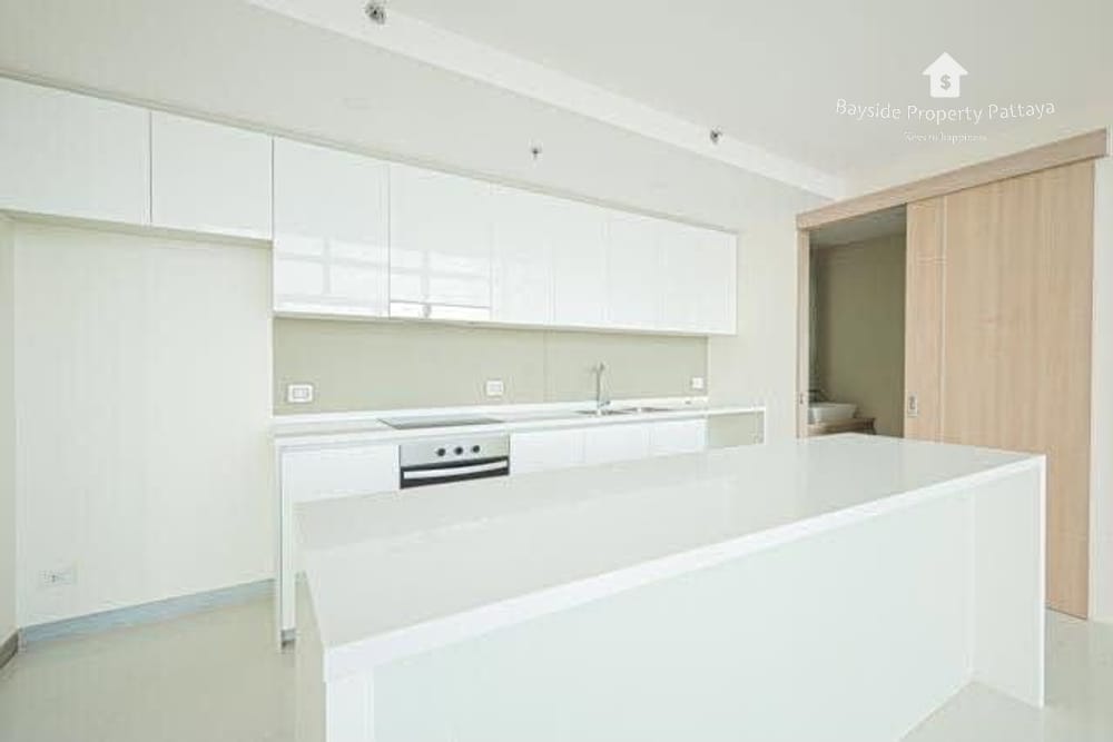 5-Bedroom Penthouse with Sea View for Sale in The Riviera Jomtien, Pattaya 19