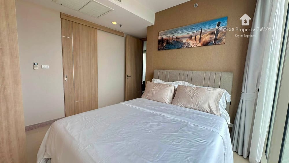 Luxury 2-Bedroom Condo with Sea View at The Riviera Wong Amat Beach, Pattaya 9