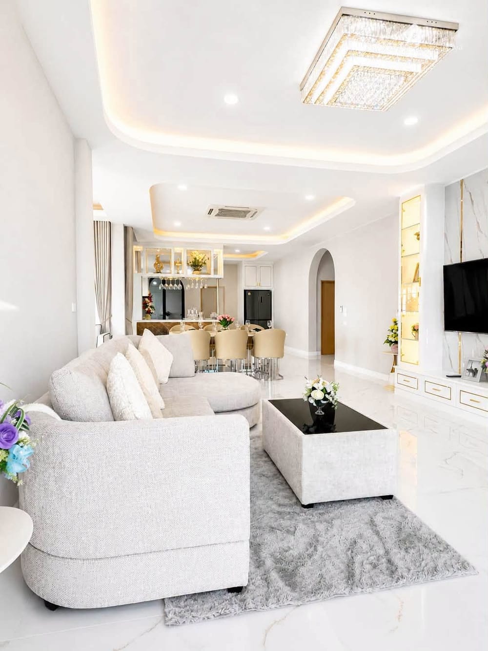 Продам 4-к. виллу, 250м², в Chockchai Garden Home 2, Восточная Паттайя 6
