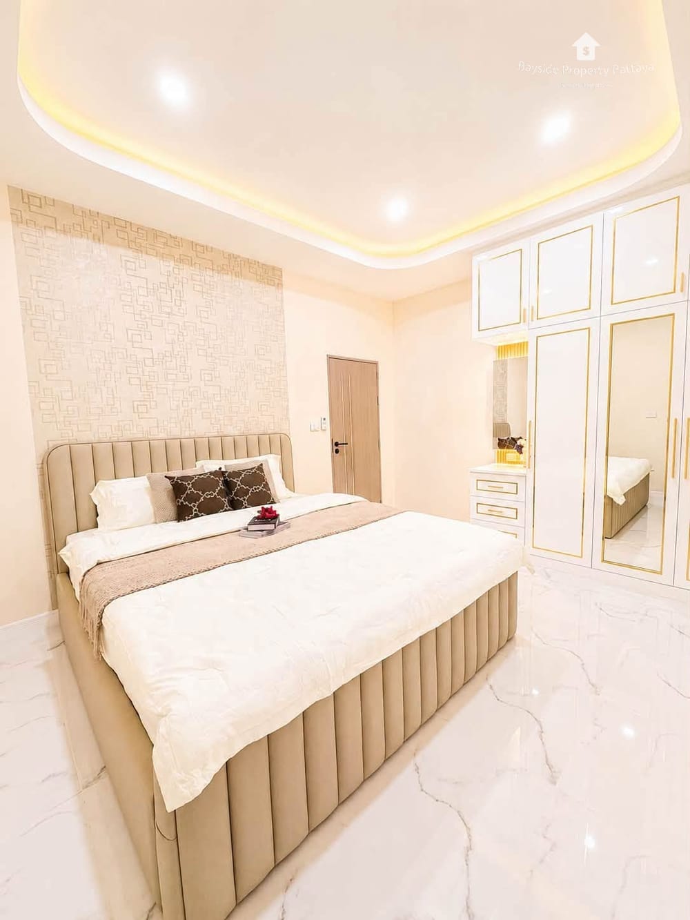 Продам 4-к. виллу, 250м², в Chockchai Garden Home 2, Восточная Паттайя 13