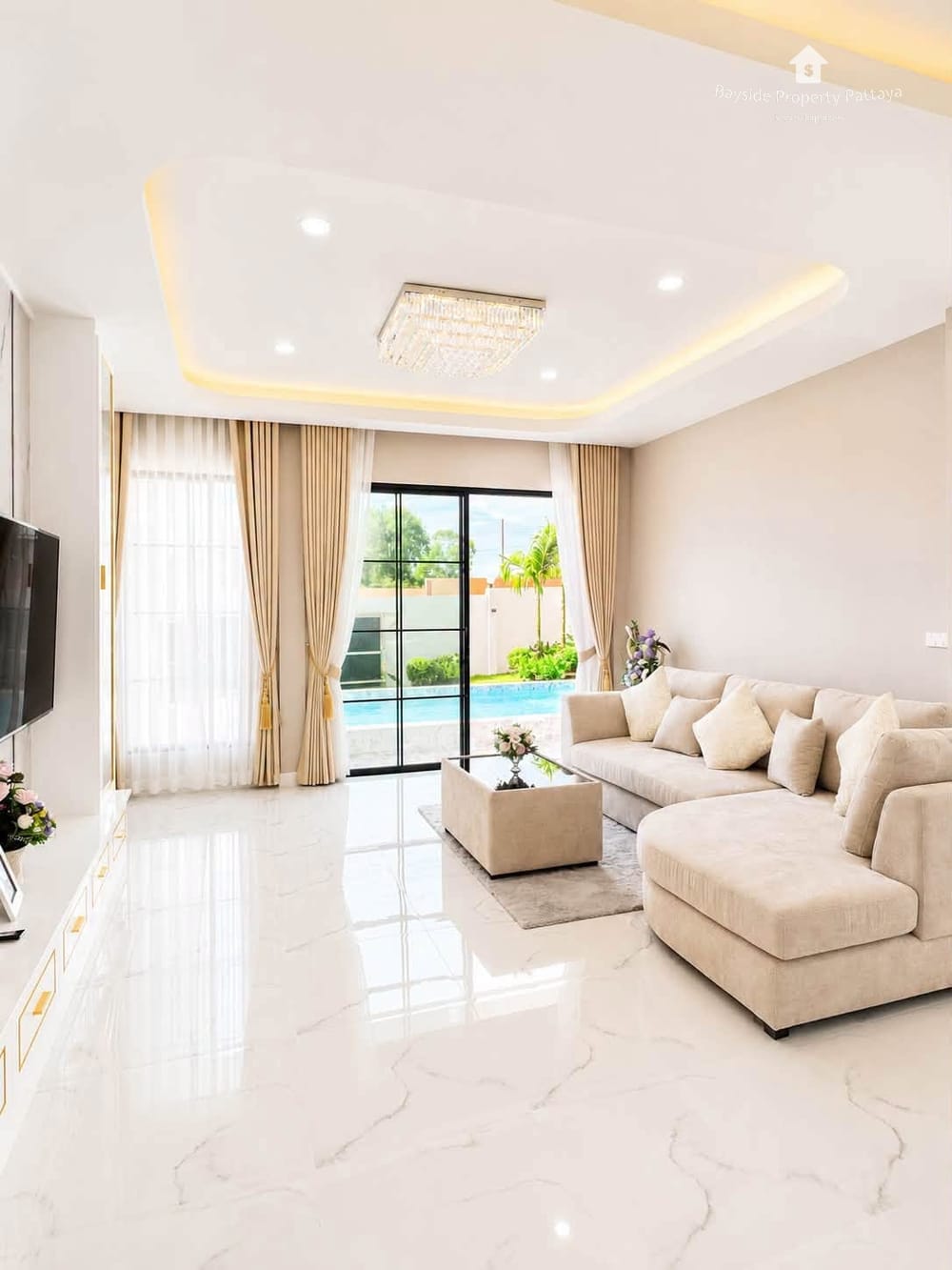Продам 4-к. виллу, 250м², в Chockchai Garden Home 2, Восточная Паттайя 25