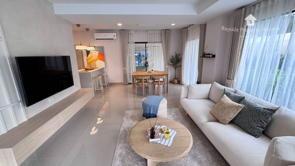 spacious-3-bedroom-house-for-sale-in-nong-pla-lai-pattaya-with-air-conditioning-bpp-417 3