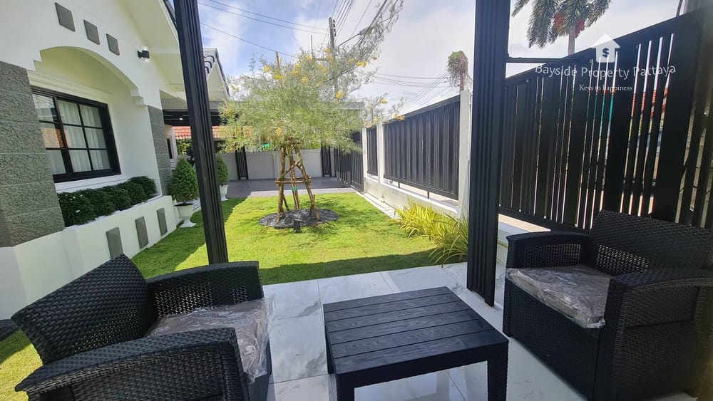 3-Bedroom Pet-Friendly House with Air Conditioning for Sale in Nong Pla Lai, Pattaya 13