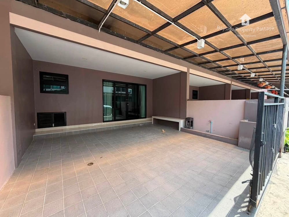 for-sale-3-bedroom-townhouse-in-the-lake-huay-yai-east-pattaya-bpp-421 1