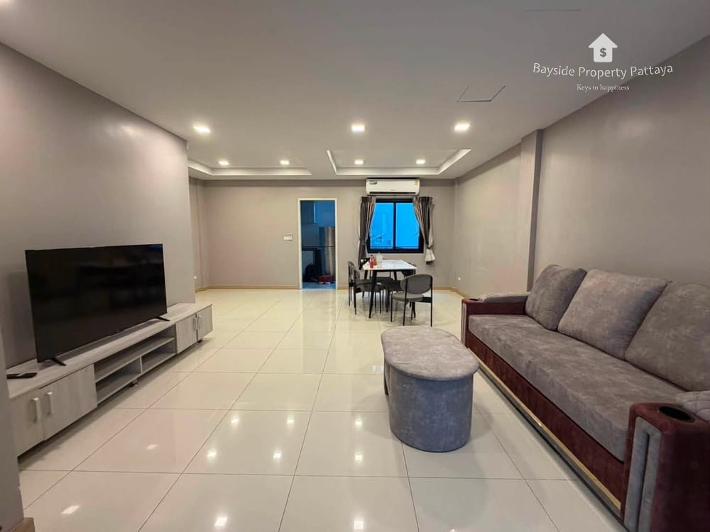 for-sale-3-bedroom-townhouse-in-the-lake-huay-yai-east-pattaya-bpp-421 3