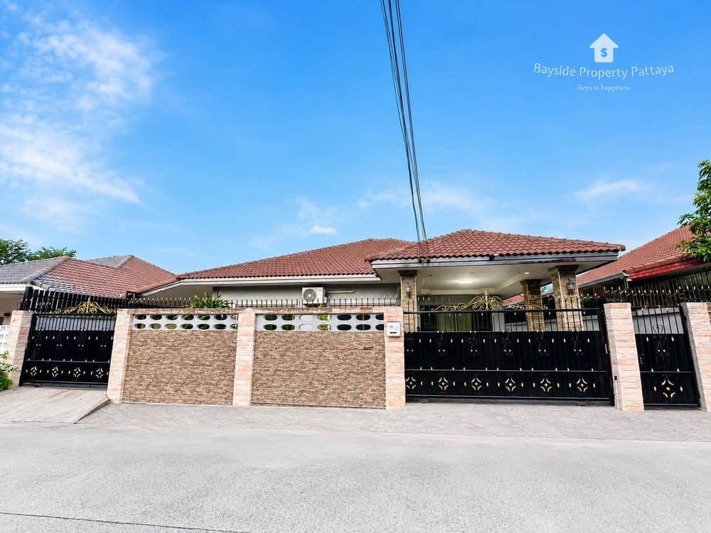 spacious-3-bedroom-detached-house-for-rent-in-east-pattaya-with-city-view-and-air-conditioning-bpp-423 1