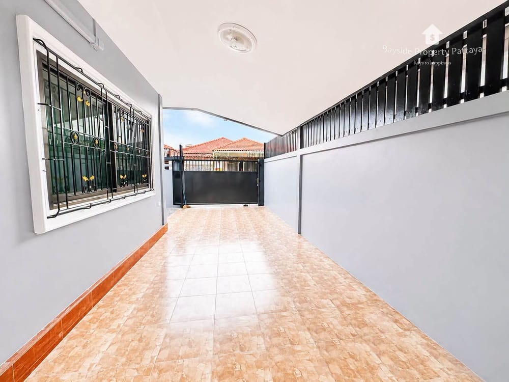 Geräumiges Einfamilienhaus (3 Schlafzimmer) zu vermieten in East Pattaya mit Stadtblick und Klimaanlage 16