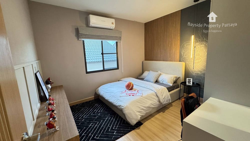 Продается 4-к. вилла, 350м², в ЖК «Nong Pla Lai», Паттайя 11