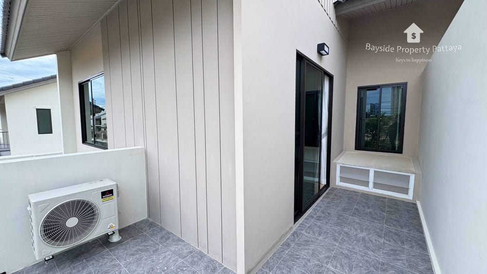 Продается 4-к. вилла, 350м², в ЖК «Nong Pla Lai», Паттайя 13