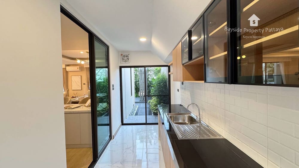 Spacious 4-Bedroom House with 24/7 Security in Nong Pla Lai, Pattaya 18