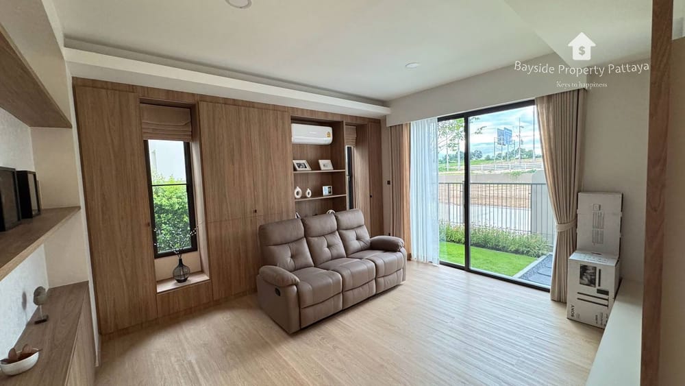 Spacious 4-Bedroom House with 24/7 Security in Nong Pla Lai, Pattaya 21