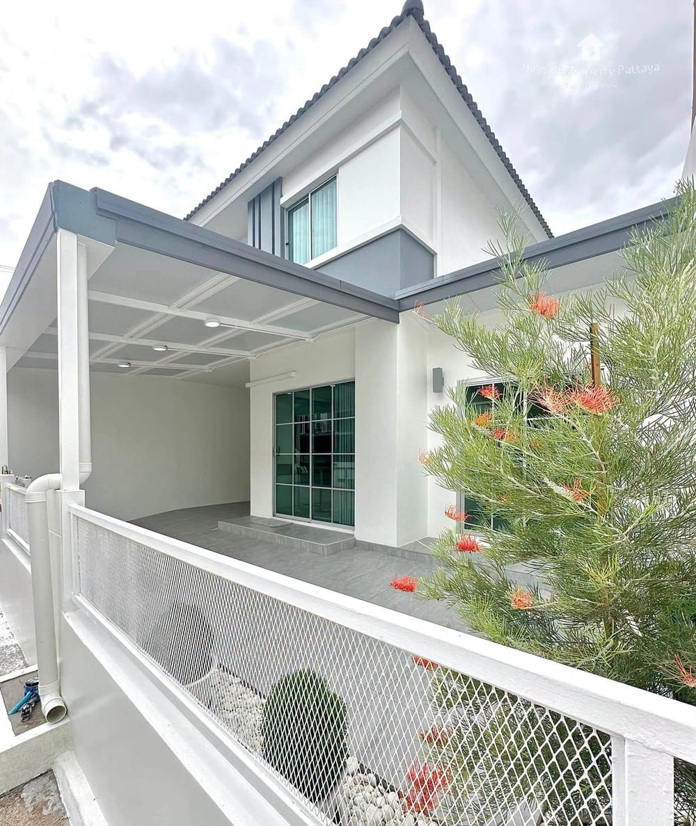 spacious-3-bedroom-detached-house-for-sale-in-bann-pruksa-boonsampan-pattaya-city-view-and-air-conditioning-bpp-433 1
