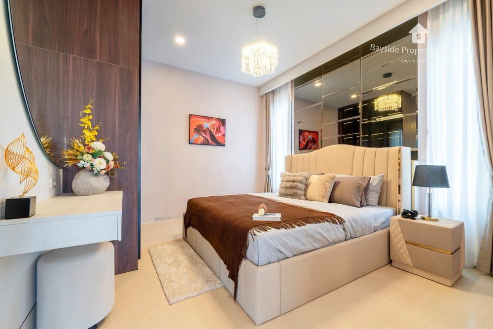 Spacious 3-Bedroom Villa for Sale in The Lake Huay Yai, East Pattaya 8