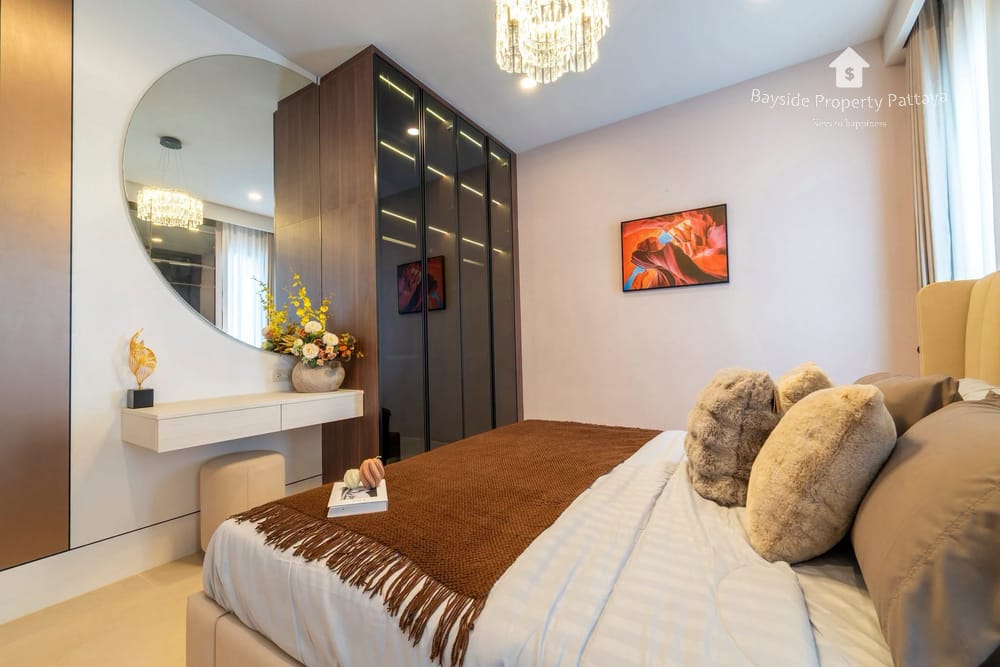 Spacious 3-Bedroom Villa for Sale in The Lake Huay Yai, East Pattaya 15