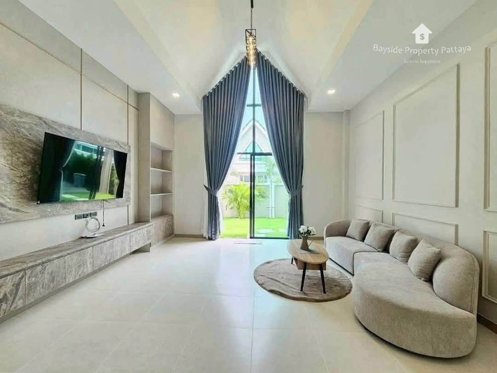 3-bedroom-pool-villa-for-sale-in-east-pattaya-with-air-conditioning-bpp-440 5