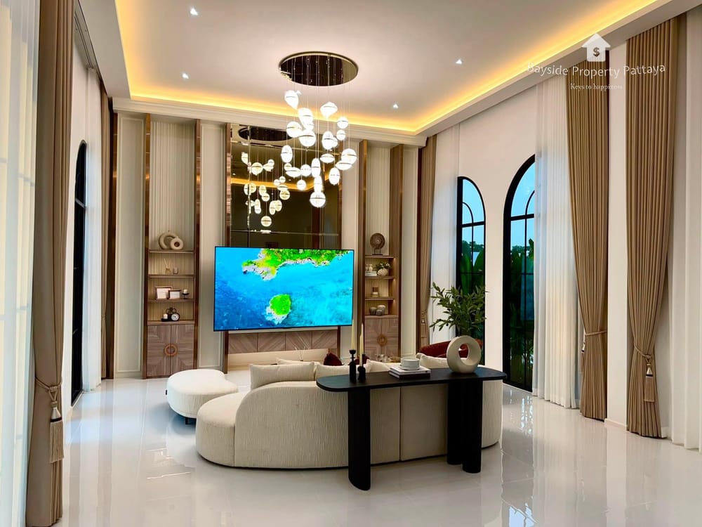 ขาย 5 ห้องนอน พูลวิลล่า ใน พัทยาตะวันออก, พัทยา 22