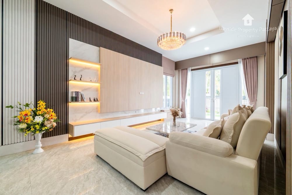 spacious-3-bedroom-detached-house-for-sale-in-nong-pla-lai-pattaya-pet-friendly-with-air-conditioning-bpp-437 4