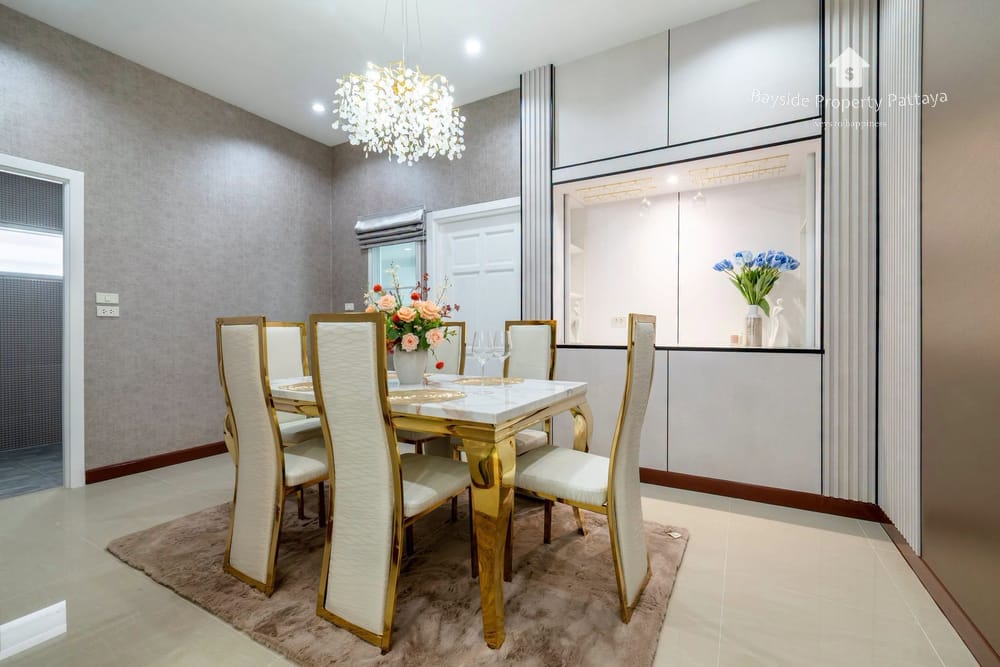 spacious-3-bedroom-detached-house-for-sale-in-nong-pla-lai-pattaya-city-view-bpp-436 5
