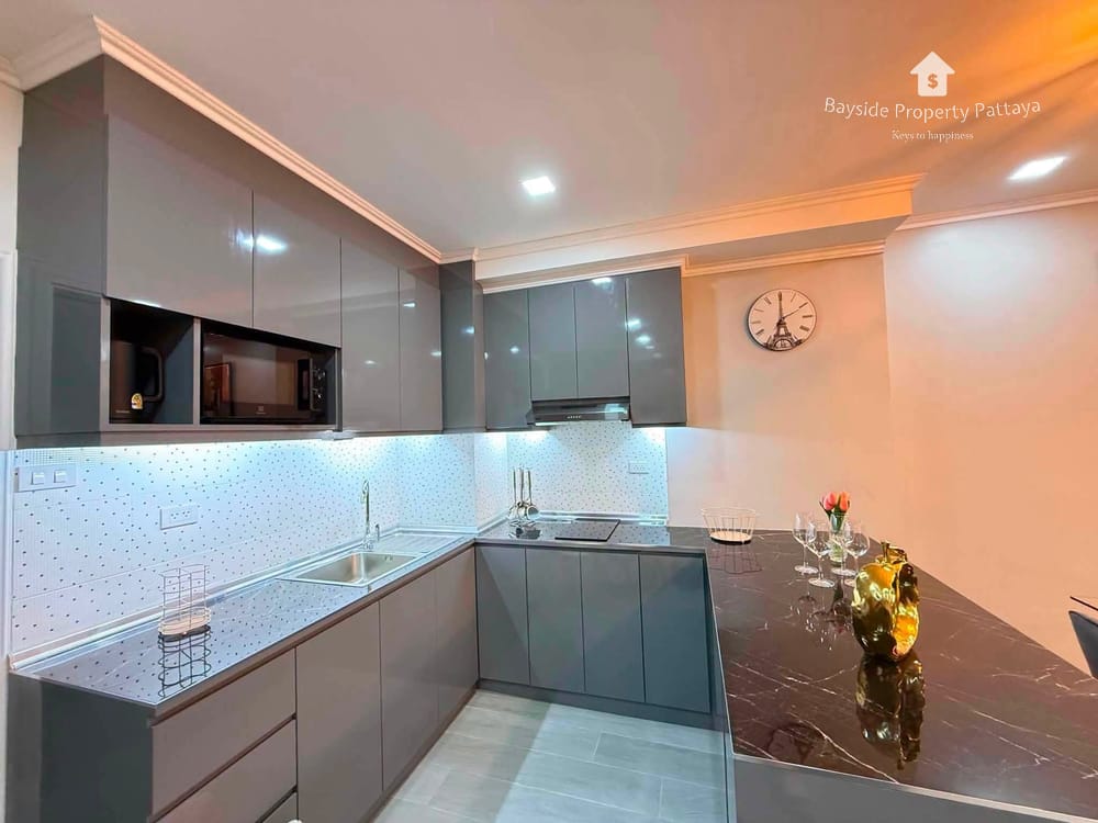 Wohnung mit Meerblick & 2 Schlafzimmern zum Verkauf in View Talay 5, Jomtien, Pattaya 9