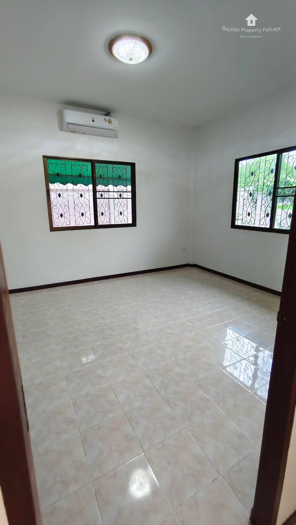 Modern 2-Bedroom Detached House with City View in East Pattaya - 24/7 Security 3