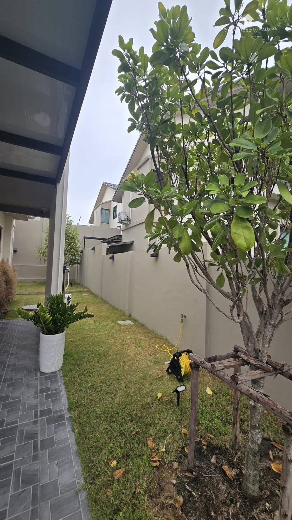 Spacious 4-Bedroom Villa for Rent in Nong Pla Lai, Pattaya with Air Conditioning 7