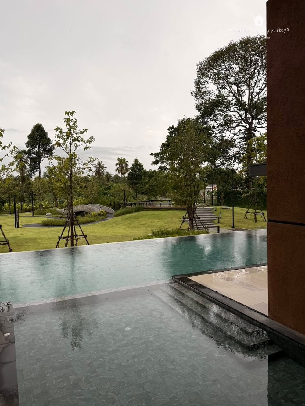 Spacious 4-Bedroom Villa for Rent in Nong Pla Lai, Pattaya with Air Conditioning 8
