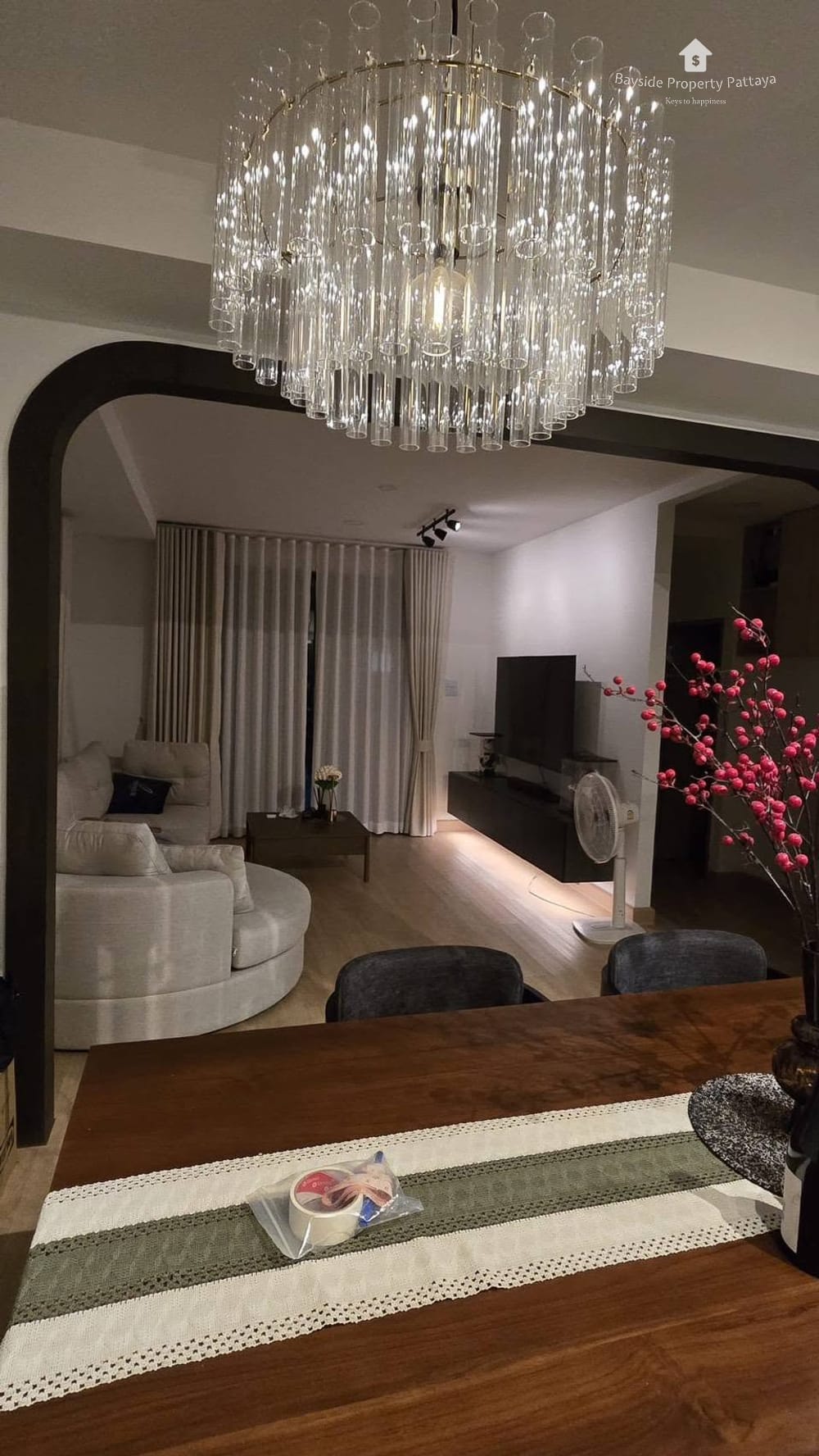Spacious 4-Bedroom Villa for Rent in Nong Pla Lai, Pattaya with Air Conditioning 2