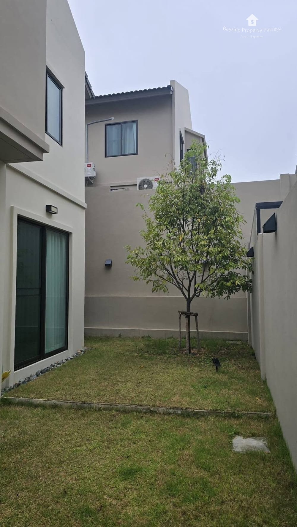 Spacious 4-Bedroom Villa for Rent in Nong Pla Lai, Pattaya with Air Conditioning 20