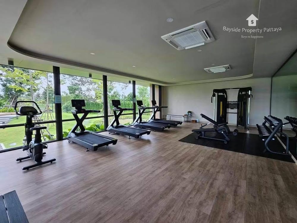 Spacious 4-Bedroom Villa for Rent in Nong Pla Lai, Pattaya with Air Conditioning 25