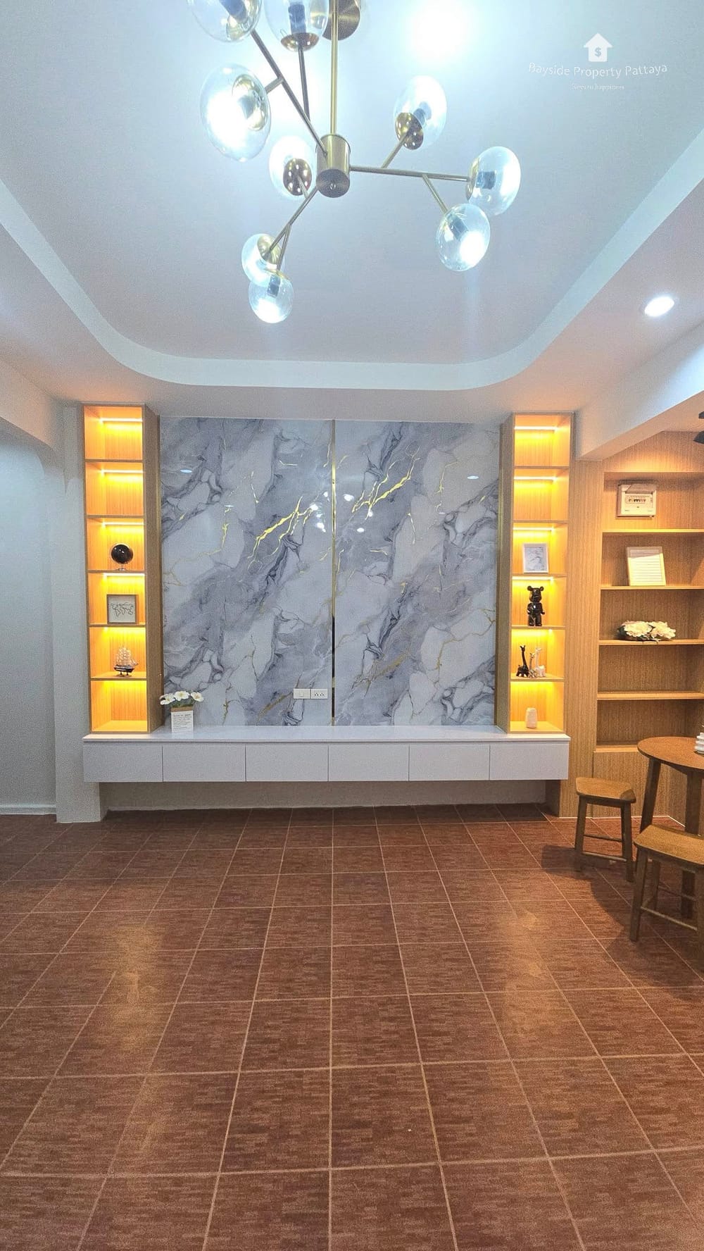 Reihenhaus mit 2 Schlafzimmern in Na Kluea, Pattaya inkl. Klimaanlage zu verkaufen 2