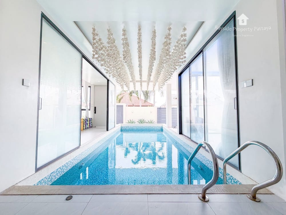 Spacious 3-Bedroom Pool Villa for Sale in East Pattaya - Pet Friendly 2
