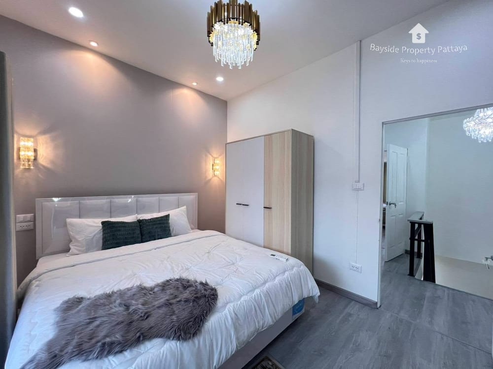 2-Bedroom Townhouse for Sale in Pet-Friendly East Pattaya 14