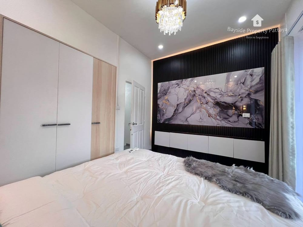 2-Bedroom Townhouse for Sale in Pet-Friendly East Pattaya 17