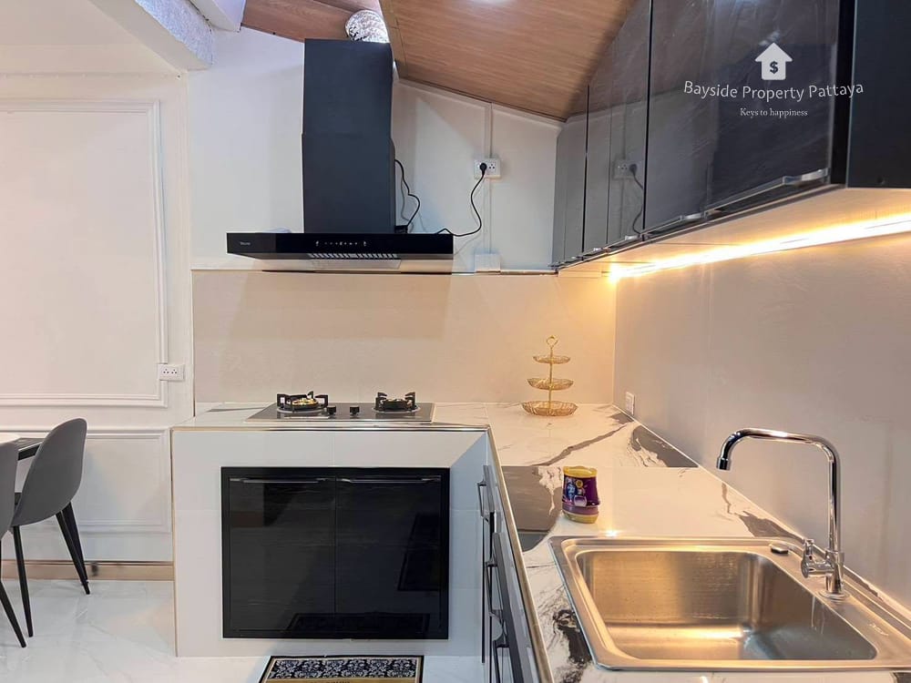 2-Bedroom Townhouse for Sale in Pet-Friendly East Pattaya 18
