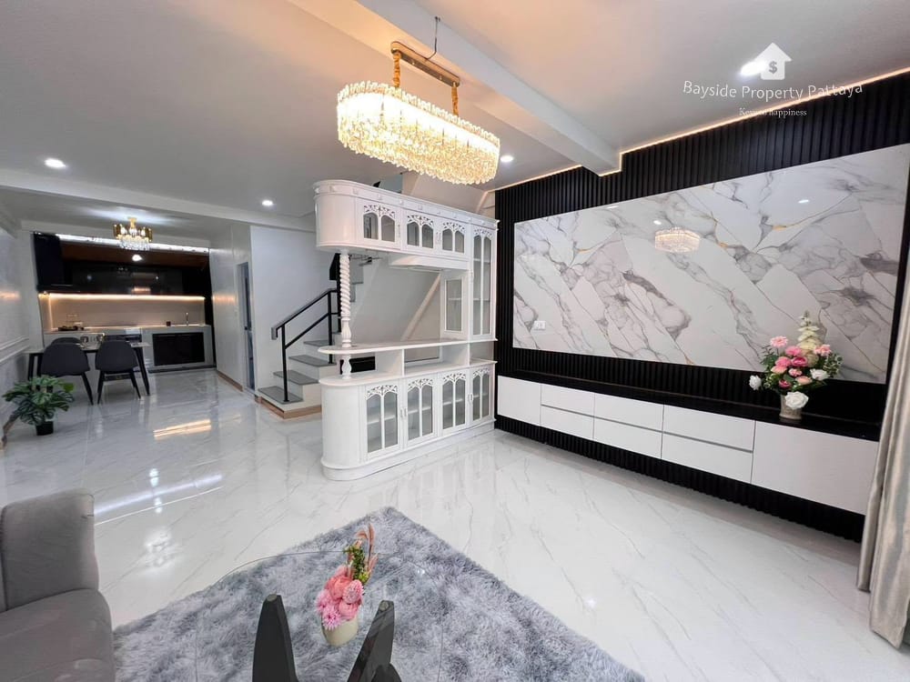 2-Bedroom Townhouse for Sale in Pet-Friendly East Pattaya 22