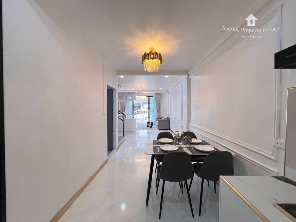 2-Bedroom Townhouse for Sale in Pet-Friendly East Pattaya 23