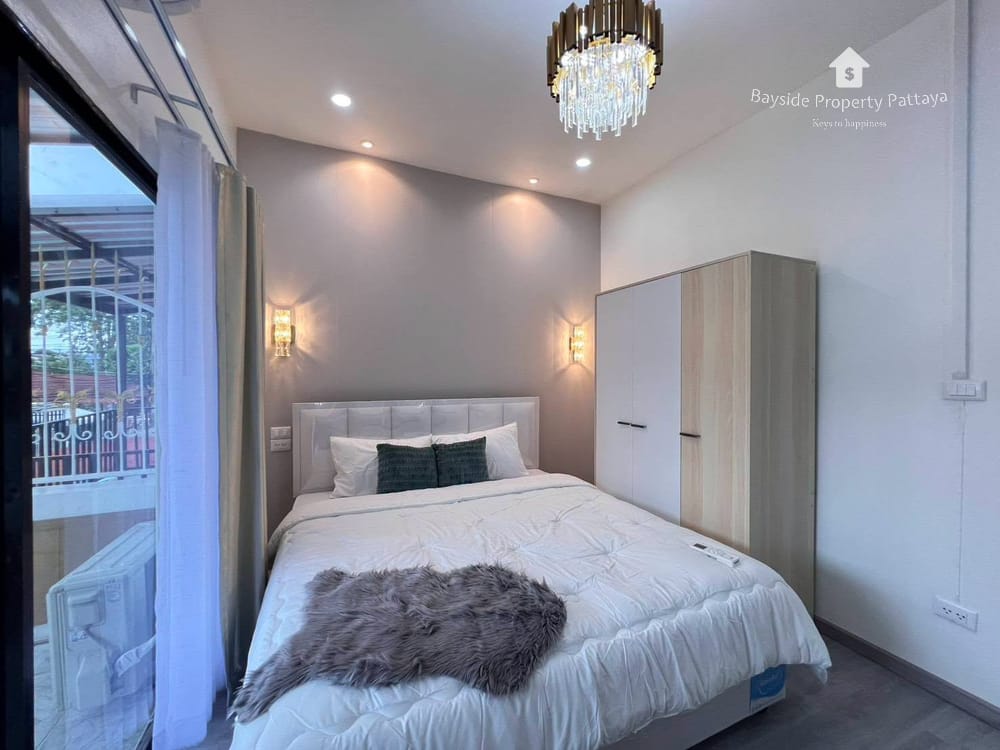 2-Bedroom Townhouse for Sale in Pet-Friendly East Pattaya 25