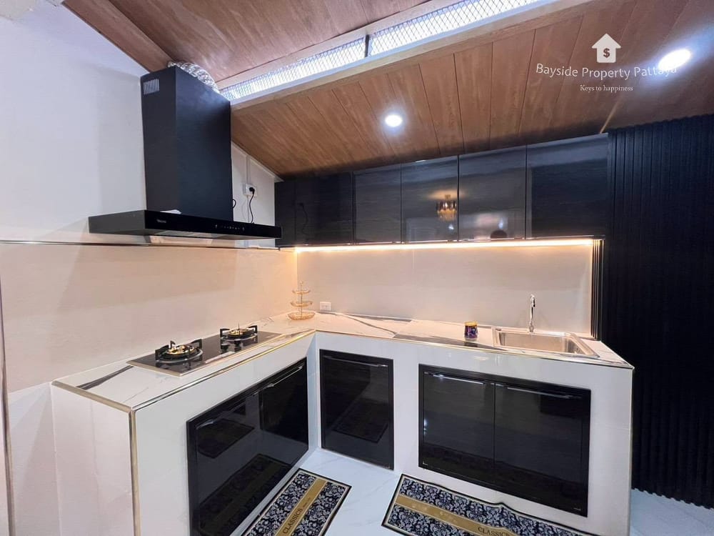 2-Bedroom Townhouse for Sale in Pet-Friendly East Pattaya 26