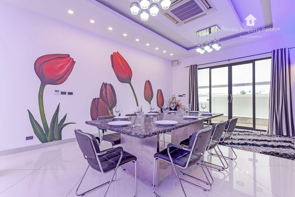 Spacious 4-Bedroom Pool Villa with City View in Pratumnak, Pattaya - For Sale and Rent 5
