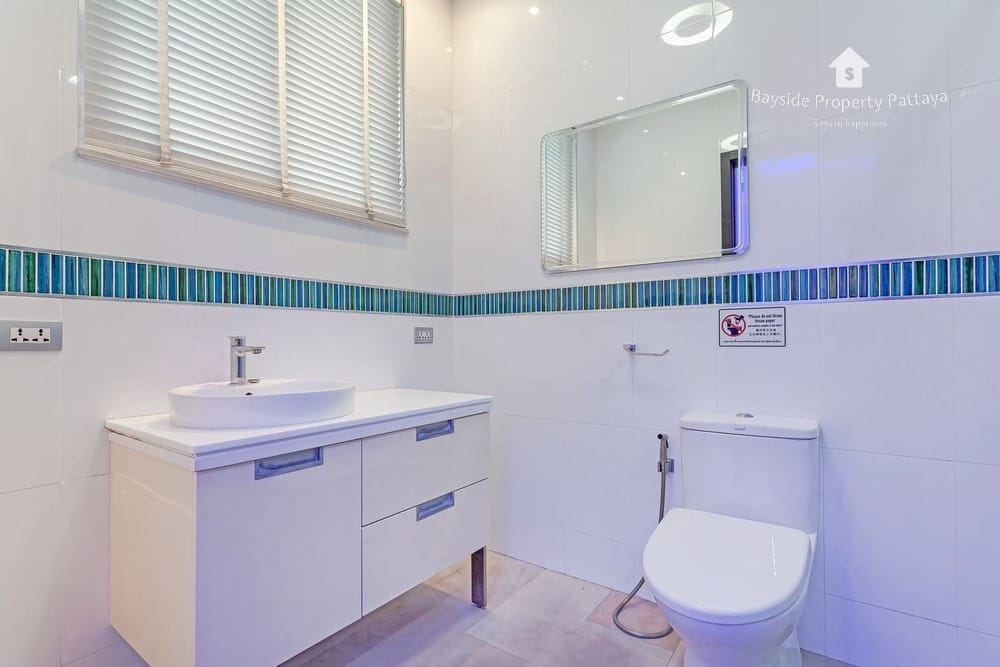 Spacious 4-Bedroom Pool Villa with City View in Pratumnak, Pattaya - For Sale and Rent 20