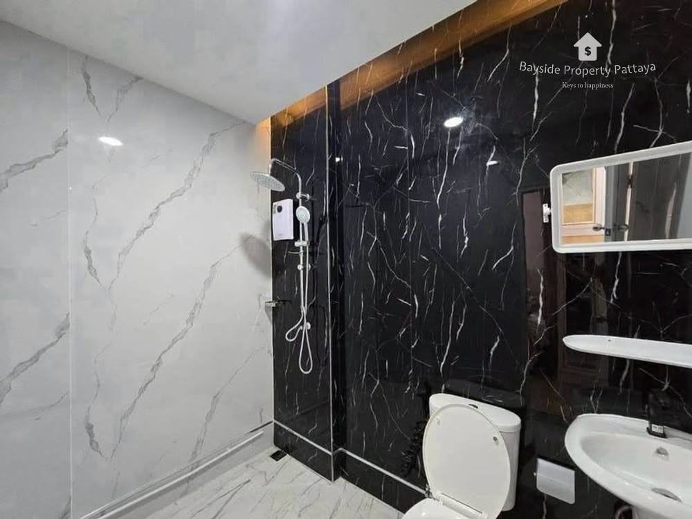 Сдам 4-к. таунхаус, 300м², ЖК Na Kluea, 3/4 эт. 18