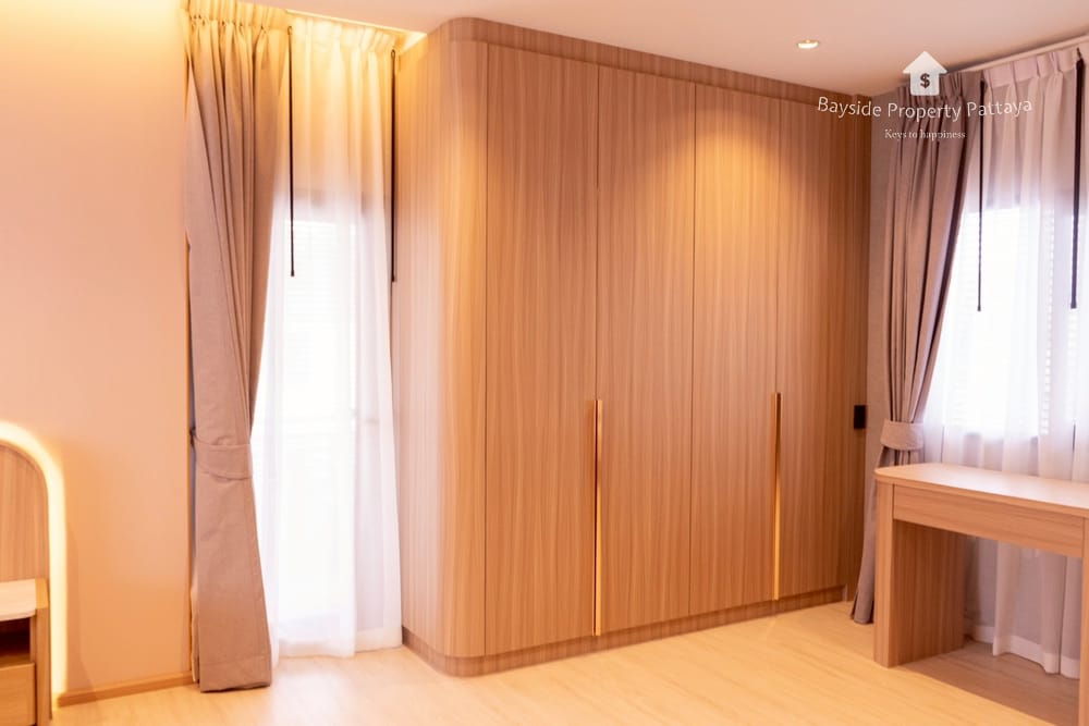 Сдаю 3-к. дом, 150м², на участке 4 сот., Jomtien 21