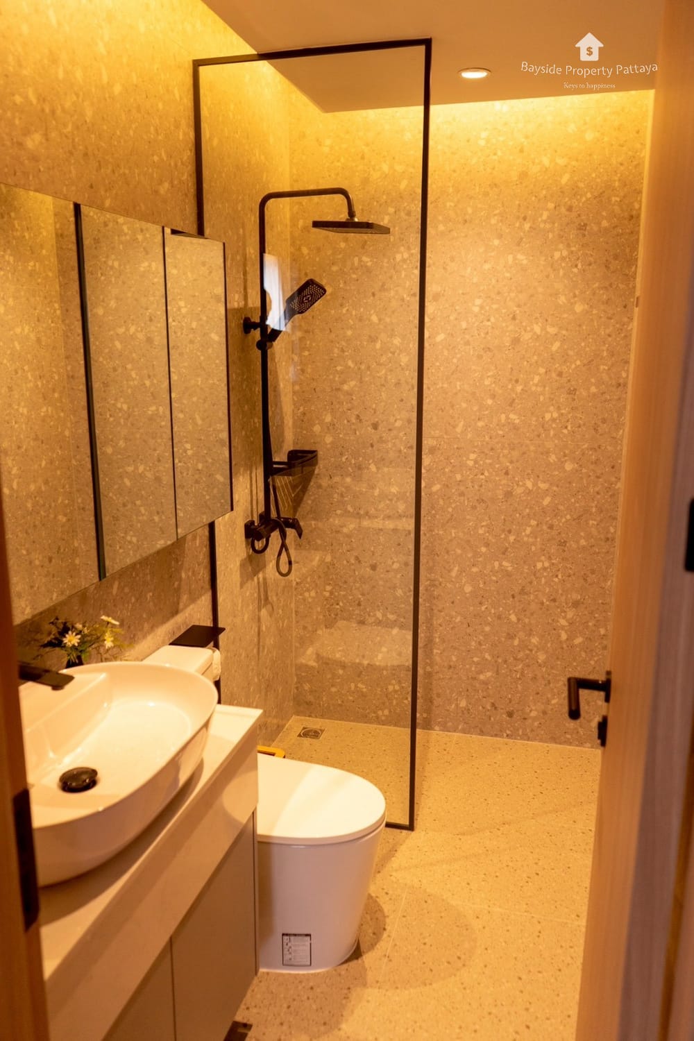 Сдаю 3-к. дом, 150м², на участке 4 сот., Jomtien 27