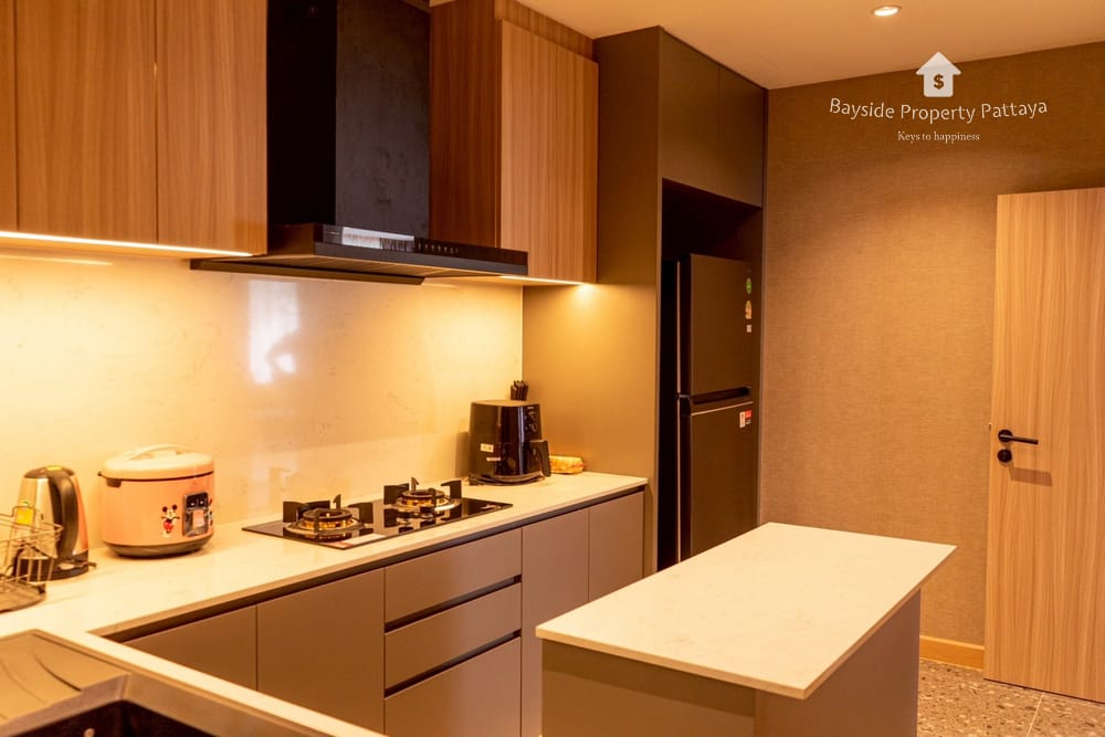Сдаю 3-к. дом, 150м², на участке 4 сот., Jomtien 31